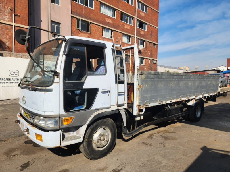  30930  HINO RANGER  1996 