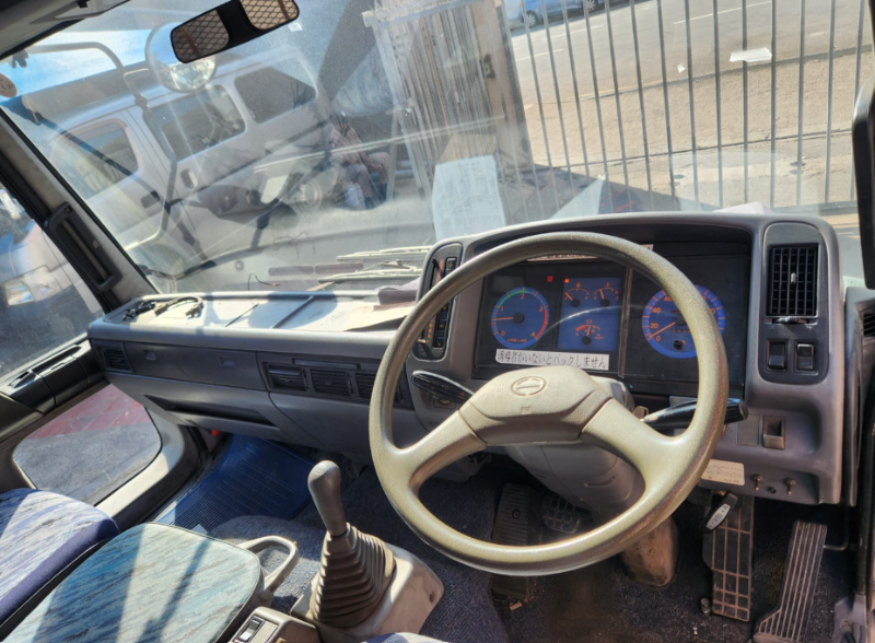  30930  HINO RANGER  1996  