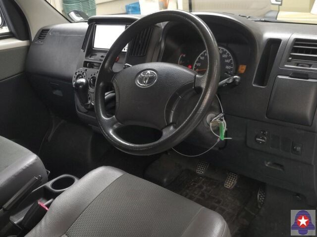  30938  TOYOTA TOWNACE  2018  