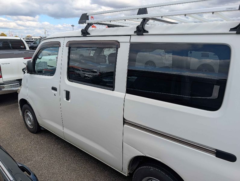  30938  TOYOTA TOWNACE  2018  