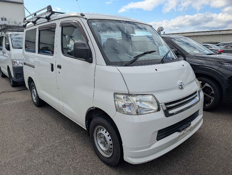  30938  TOYOTA TOWNACE  2018  