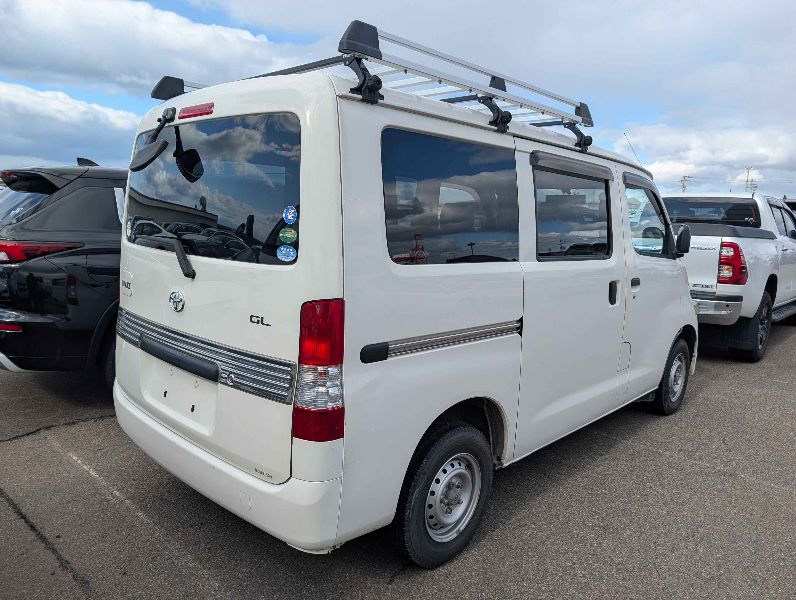  30938  TOYOTA TOWNACE  2018  