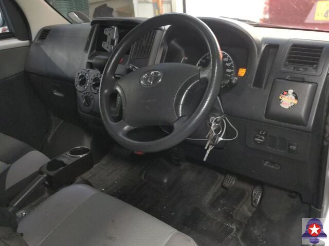 30939  TOYOTA TOWNACE  2018  