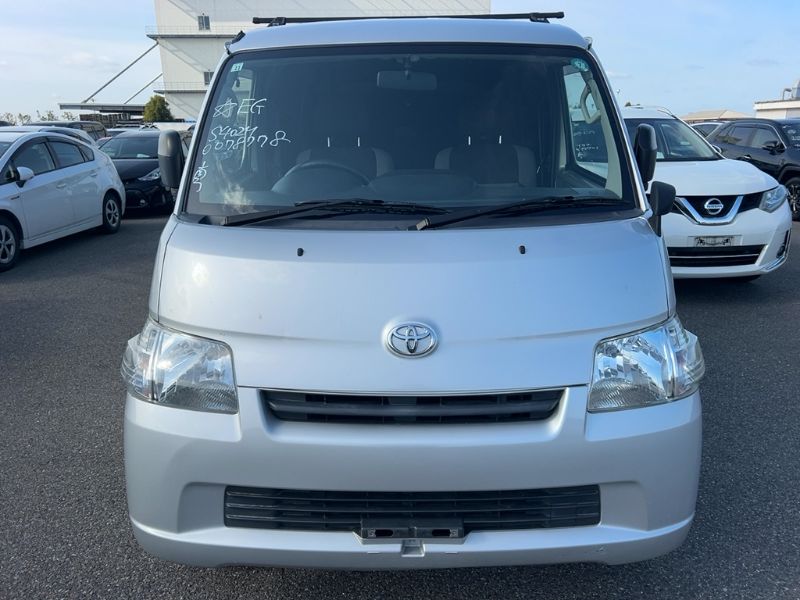  30939  TOYOTA TOWNACE  2018  
