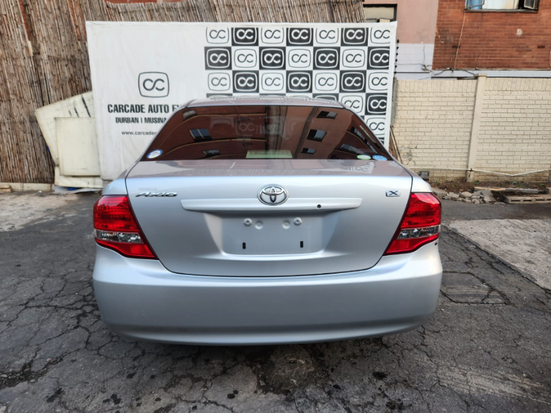  30940  TOYOTA COROLLA AXIO  2010  
