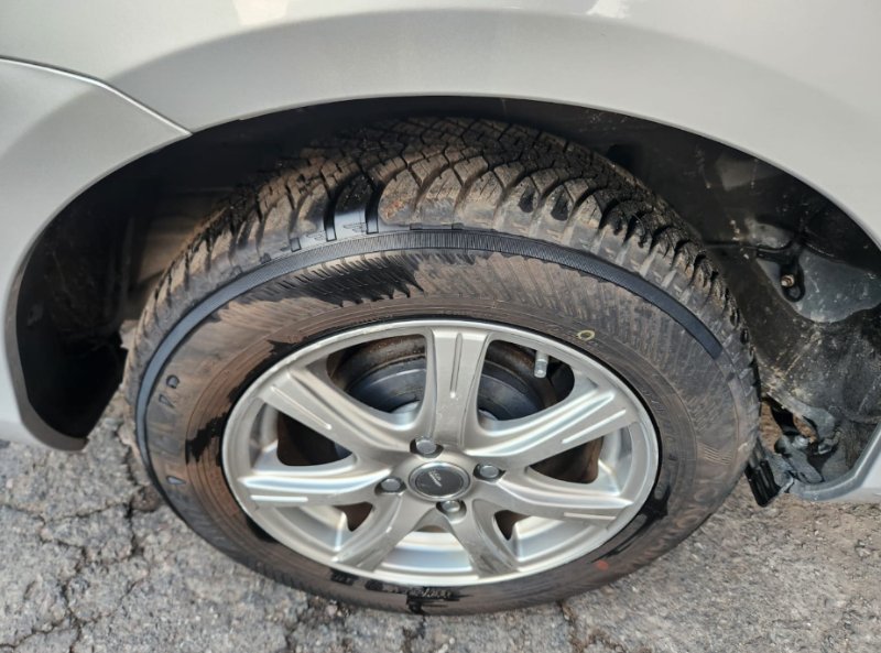  30940  TOYOTA COROLLA AXIO  2010  