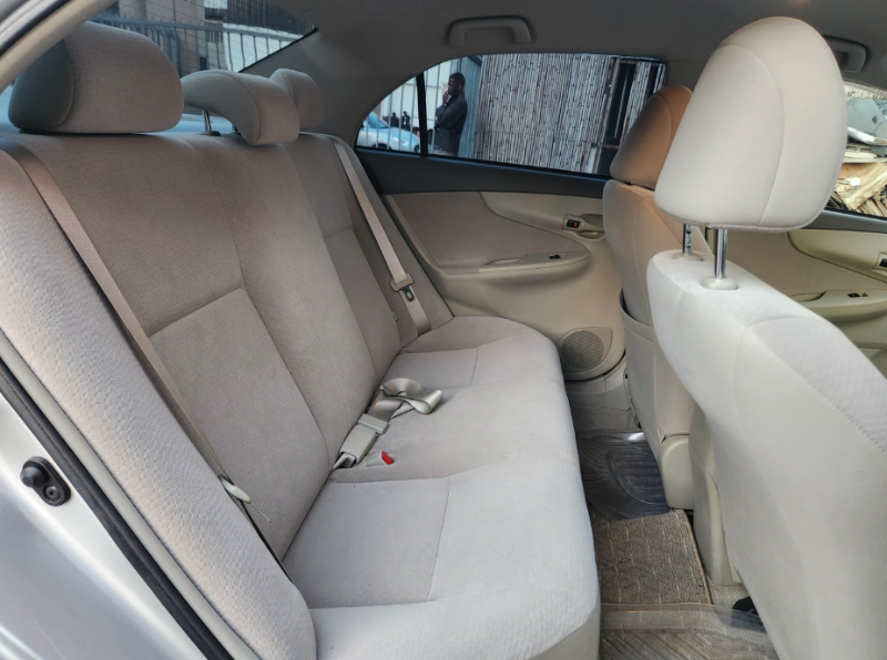  30940  TOYOTA COROLLA AXIO  2010  
