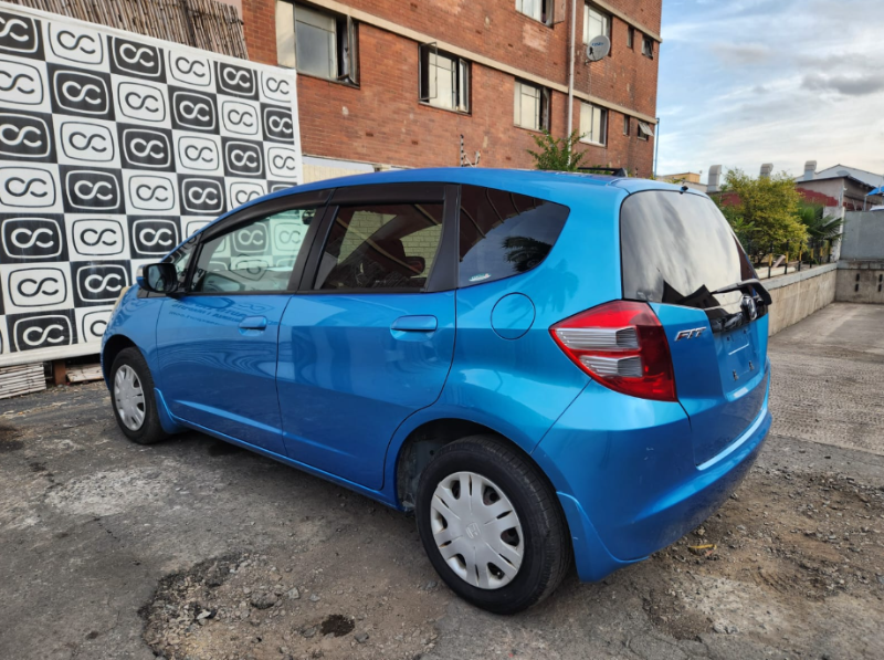 30942  HONDA FIT  2009  
