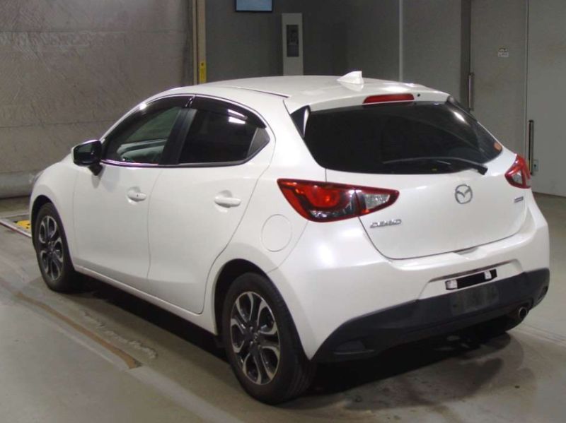  30944  MAZDA DEMIO  2017  