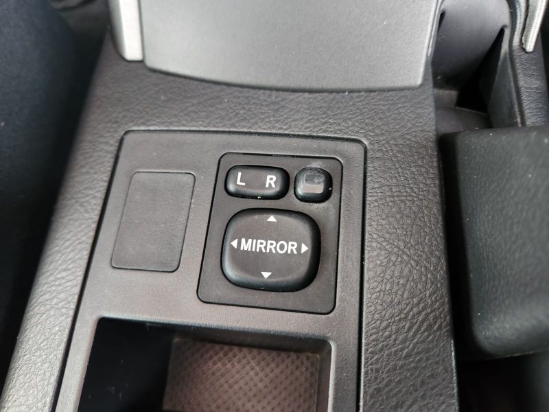  30946  TOYOTA VANGUARD  2011  
