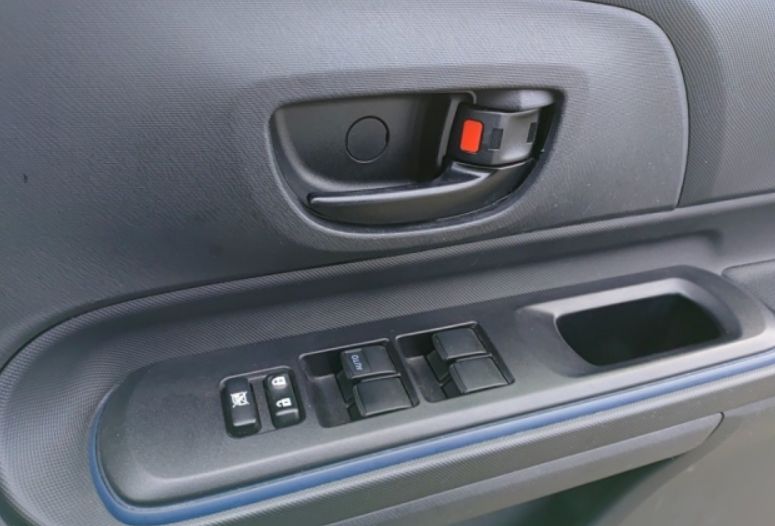  30948  TOYOTA AQUA  2016  
