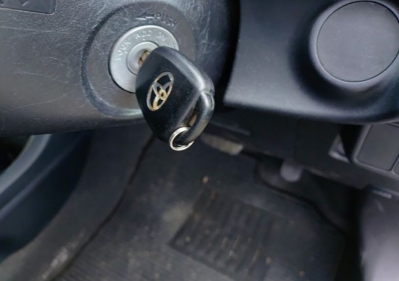  30948  TOYOTA AQUA  2016  