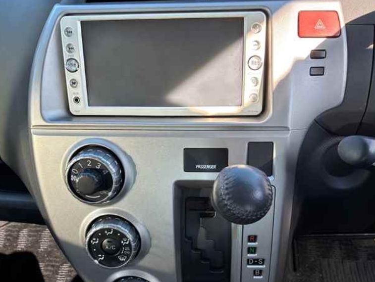  30950  TOYOTA RACTIS  2010  