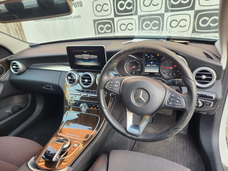  30952  MERCEDES BENZ C class  2015  