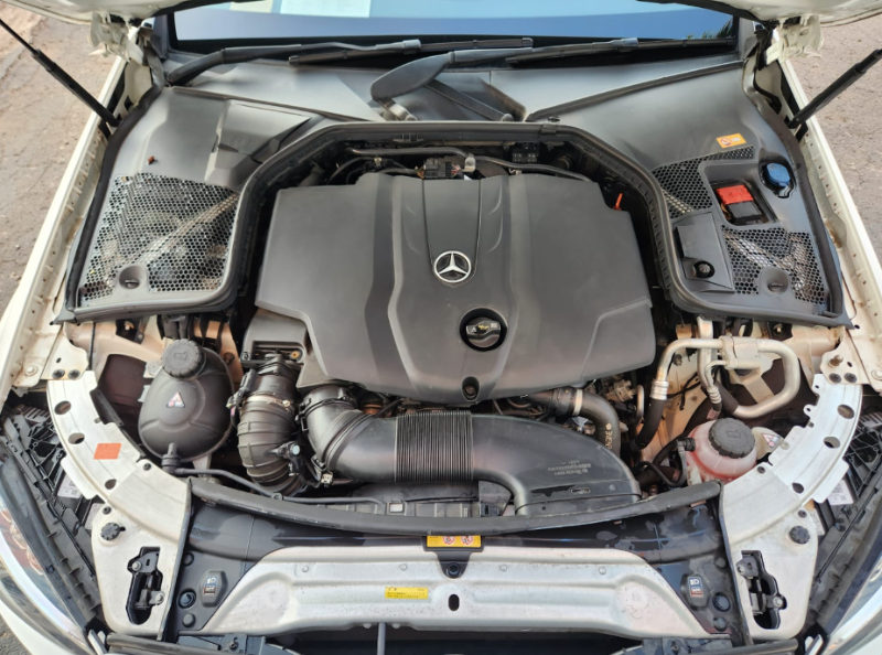  30952  MERCEDES BENZ C class  2015  