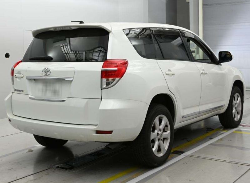  30958  TOYOTA VANGUARD  2010  