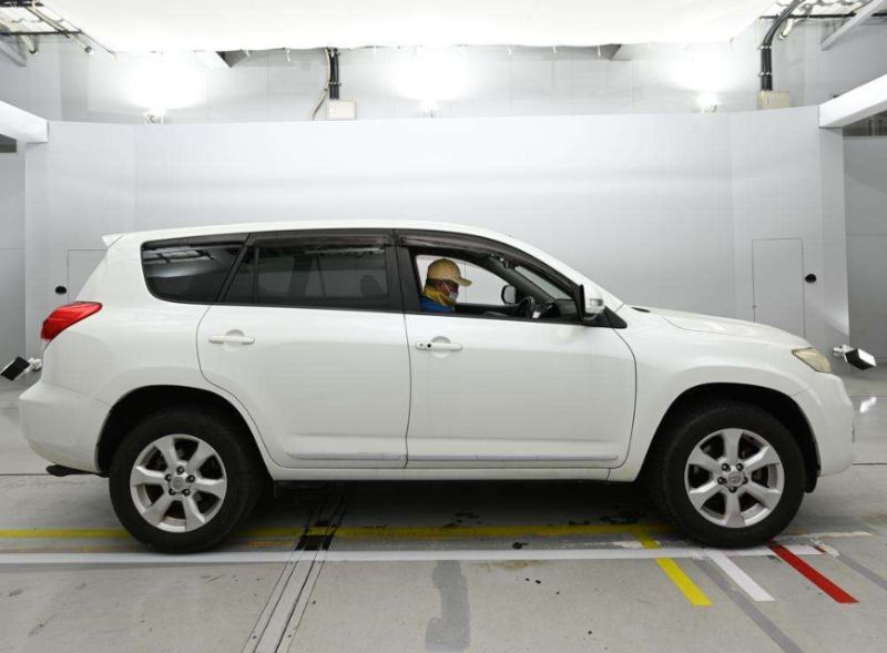  30958  TOYOTA VANGUARD  2010  