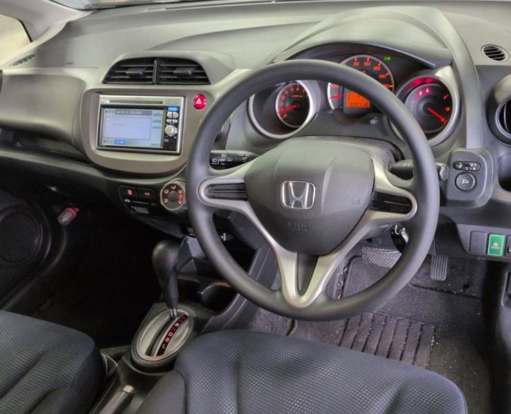  30993  HONDA FIT  2010  