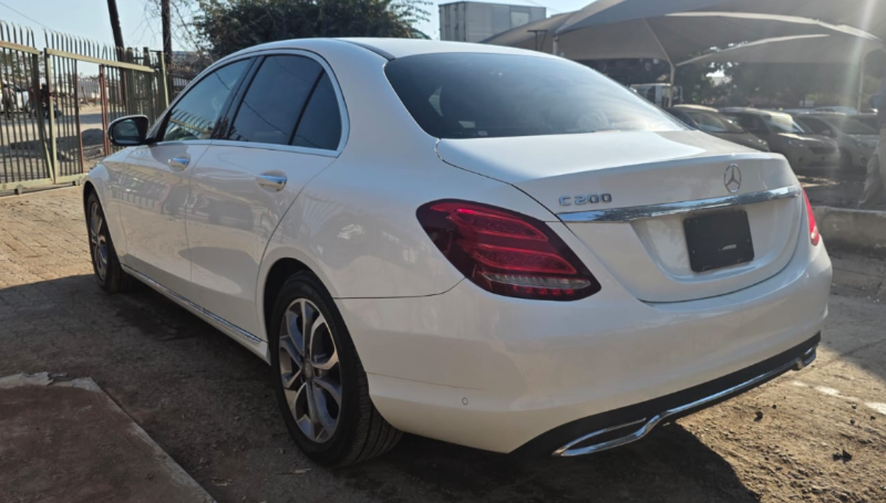  30995  MERCEDES BENZ C200  2017  