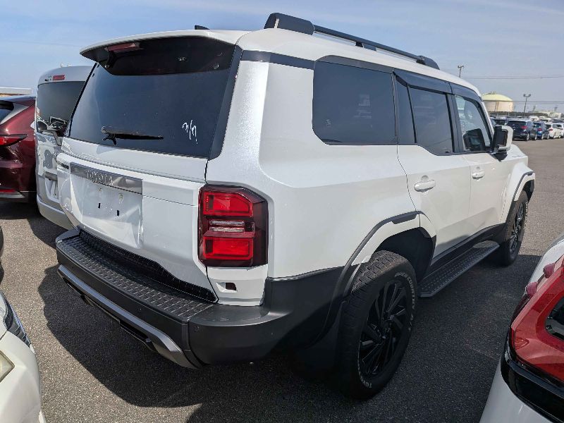  31003  TOYOTA LANDCRUISER  2024  
