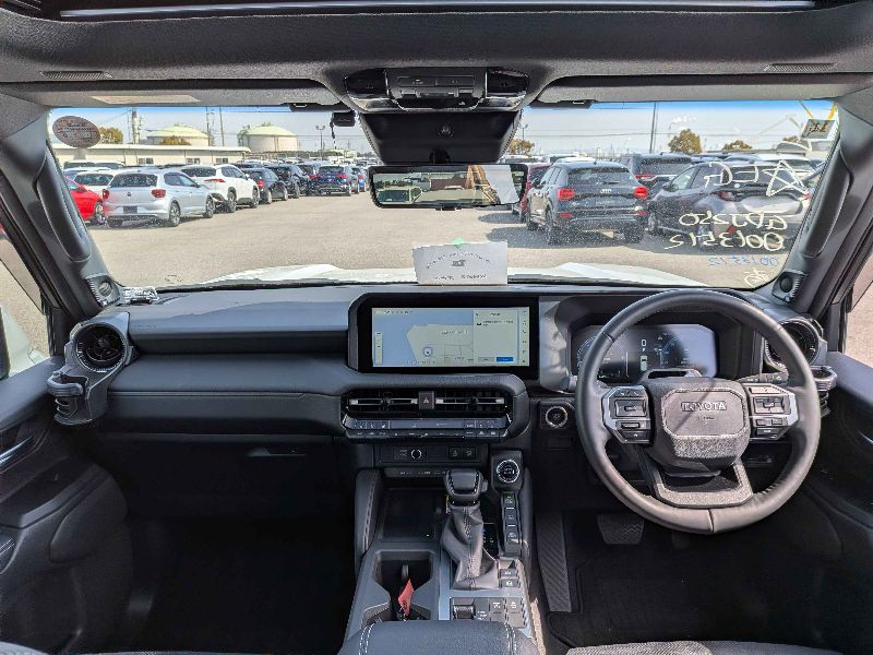  31003  TOYOTA LANDCRUISER  2024  