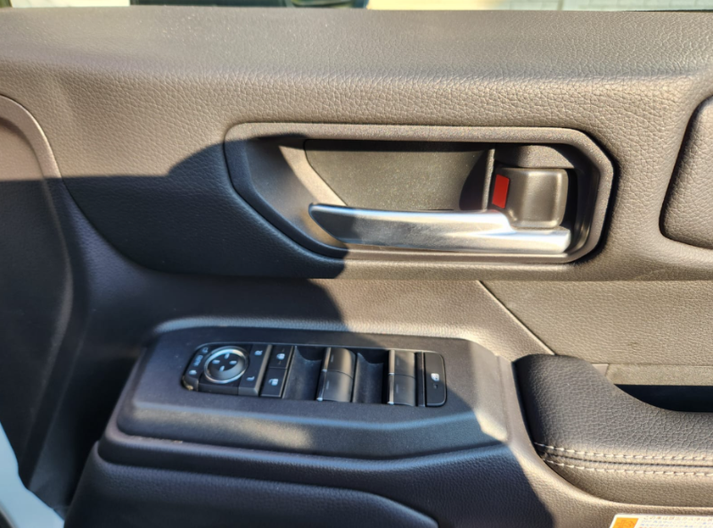  31003  TOYOTA LANDCRUISER  2024  