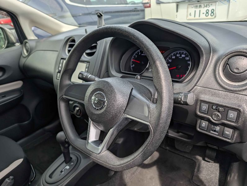  31004  NISSAN NOTE  2017  