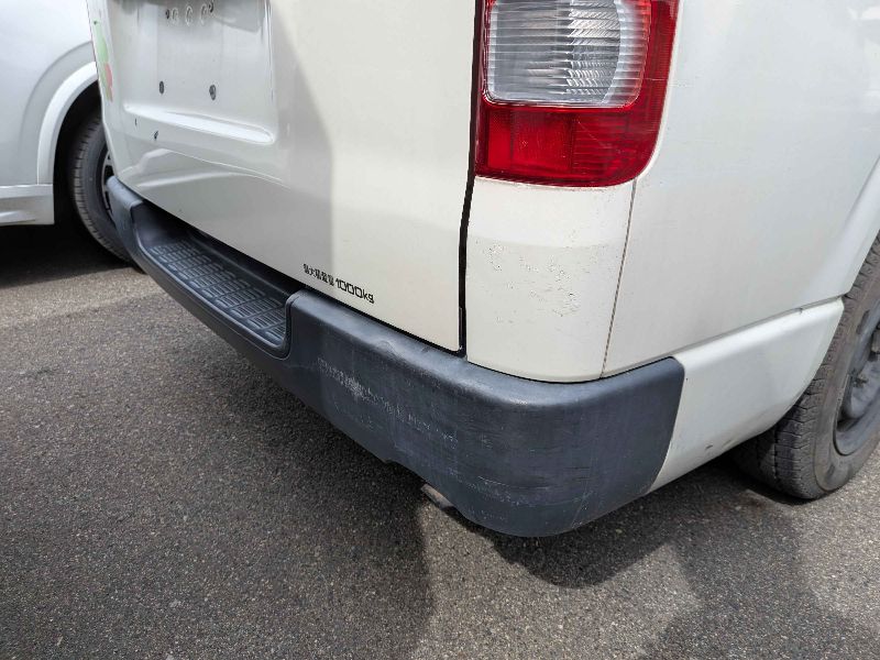  31008  TOYOTA HIACE  2007  