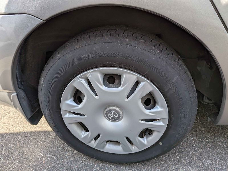  31009  TOYOTA COROLLA  2001  