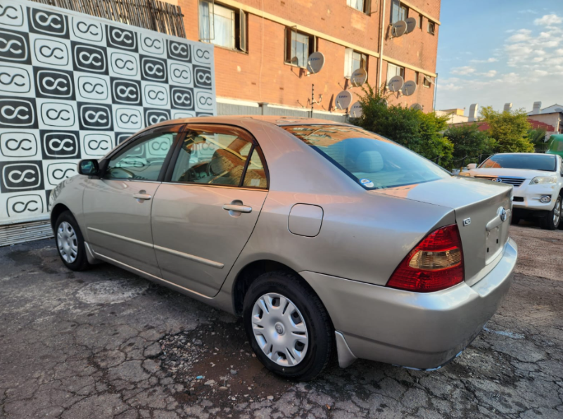  31009  TOYOTA COROLLA  2001  