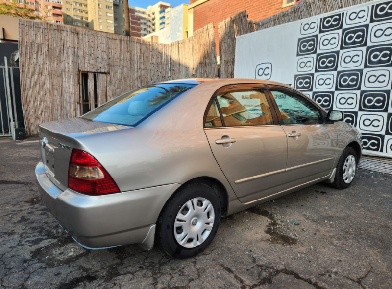  31009  TOYOTA COROLLA  2001  