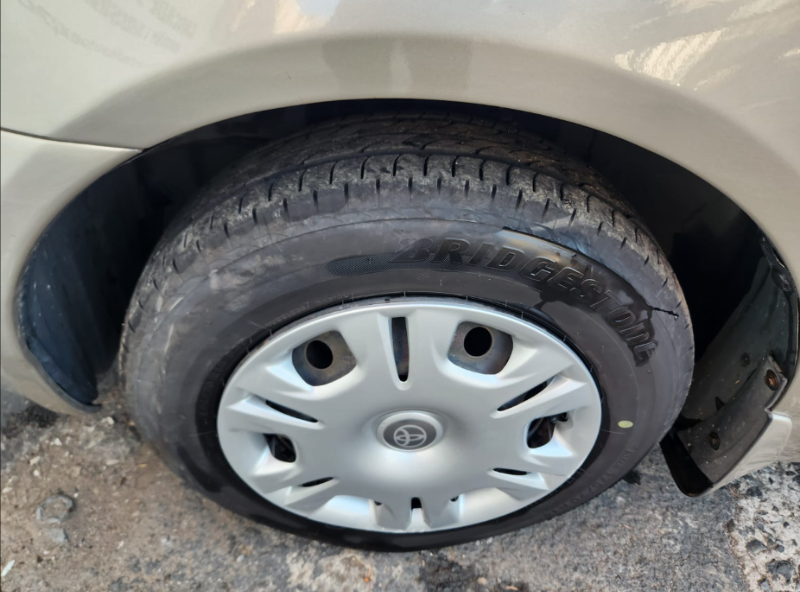  31009  TOYOTA COROLLA  2001  