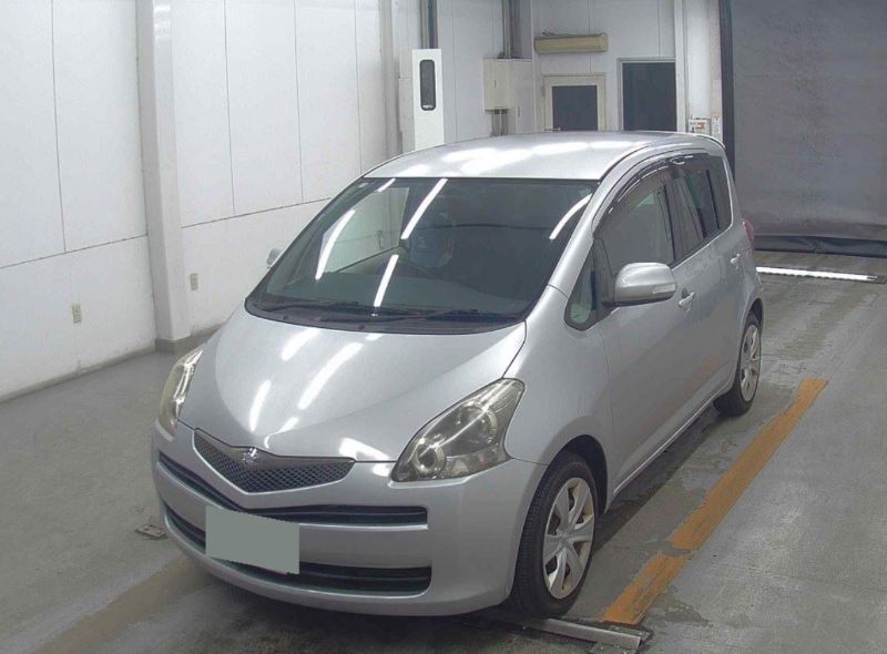  31010  TOYOTA RACTIS  2010 