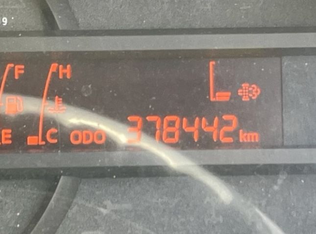  31014  HINO DUTRO  2012  