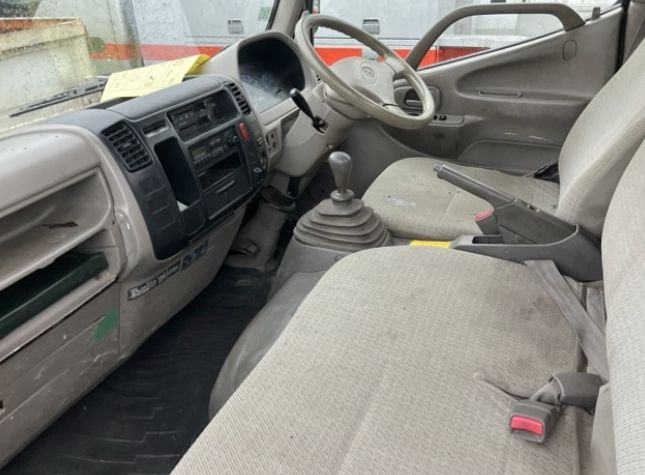  31017  TOYOTA TOYOACE  2002  