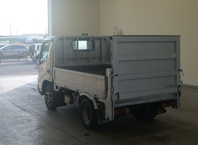  31017  TOYOTA TOYOACE  2002  