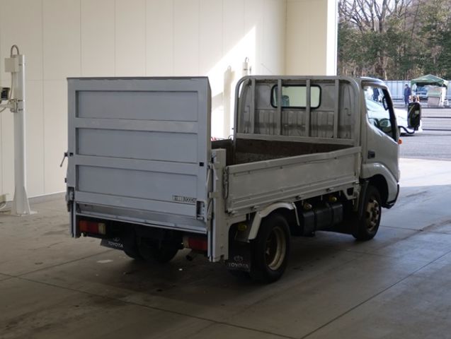  31017  TOYOTA TOYOACE  2002  