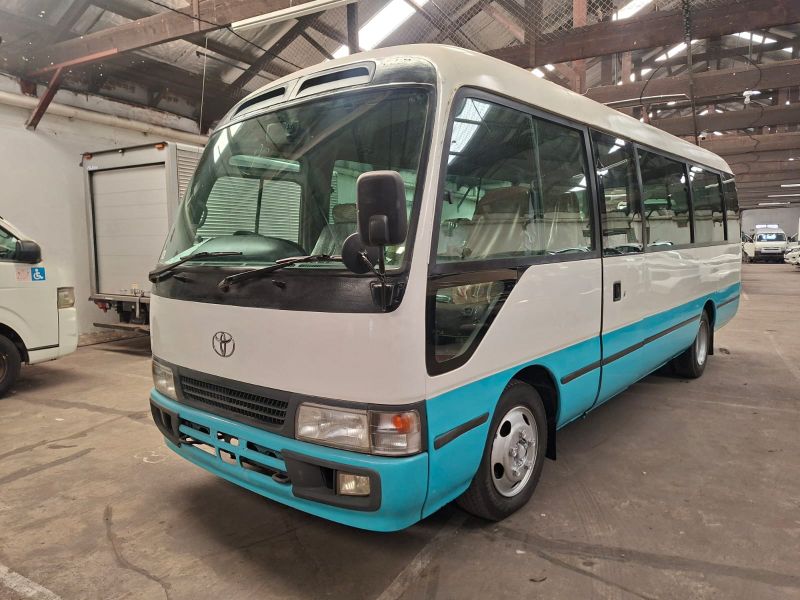  31018  TOYOTA COASTER  2003 