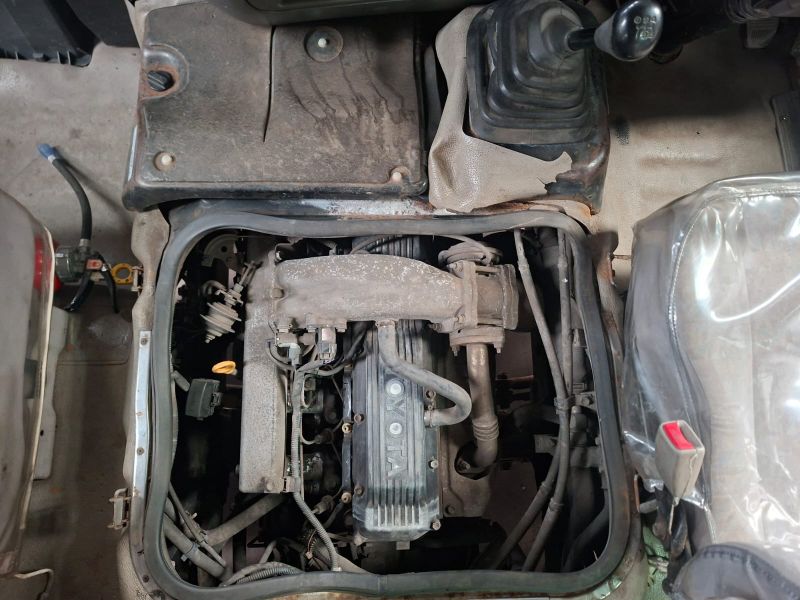  31018  TOYOTA COASTER  2003  