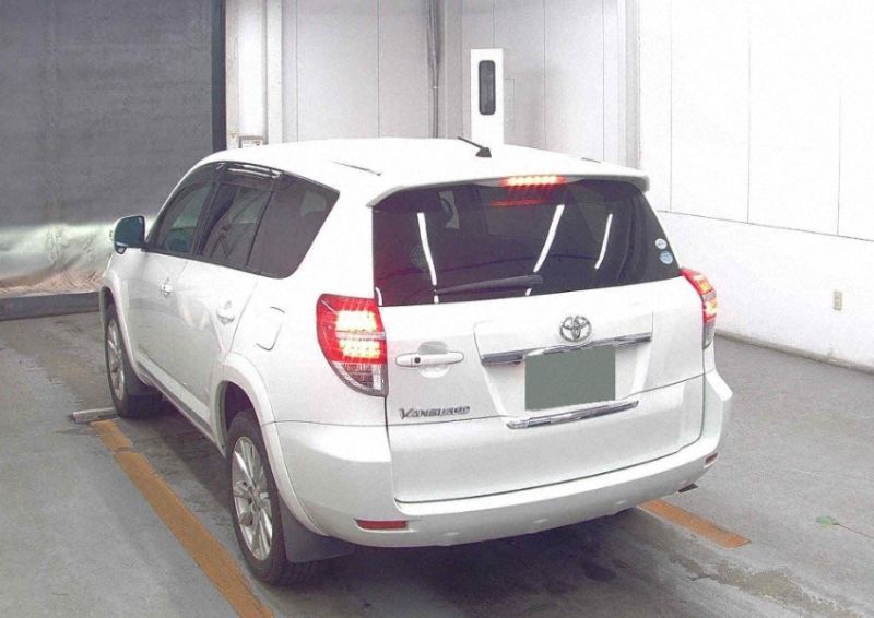  31019  TOYOTA VANGUARD  2011  
