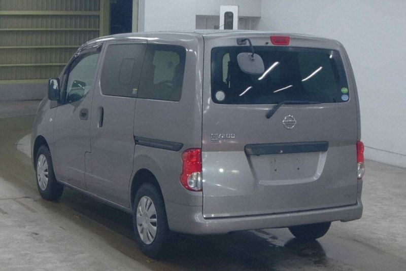  31020  NISSAN VANETTE  2017  