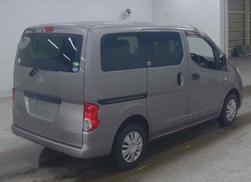  31020  NISSAN VANETTE  2017  