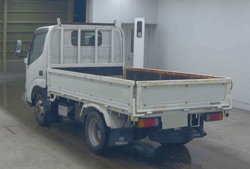  31021  TOYOTA DYNA  2000  