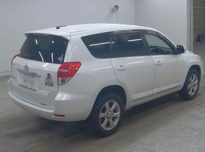  31023  TOYOTA VANGUARD  2013  