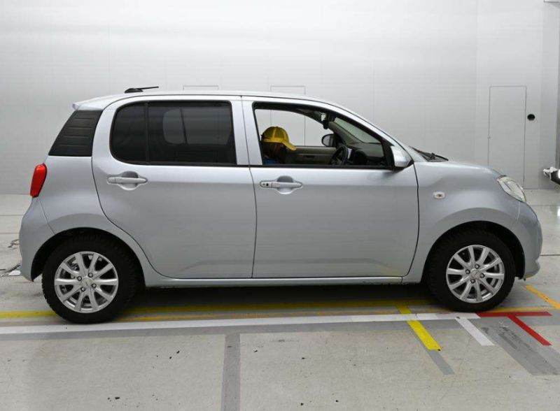  31035  TOYOTA PASSO  2016  