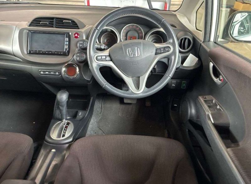  31054  HONDA FIT  2012  