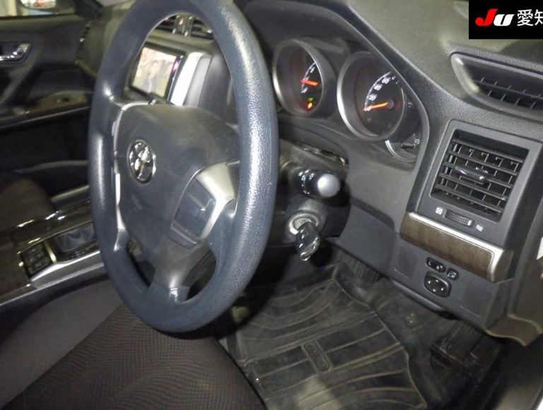  31067  TOYOTA MARK-X  2013  