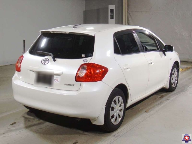  31071  TOYOTA AURIS  2009  