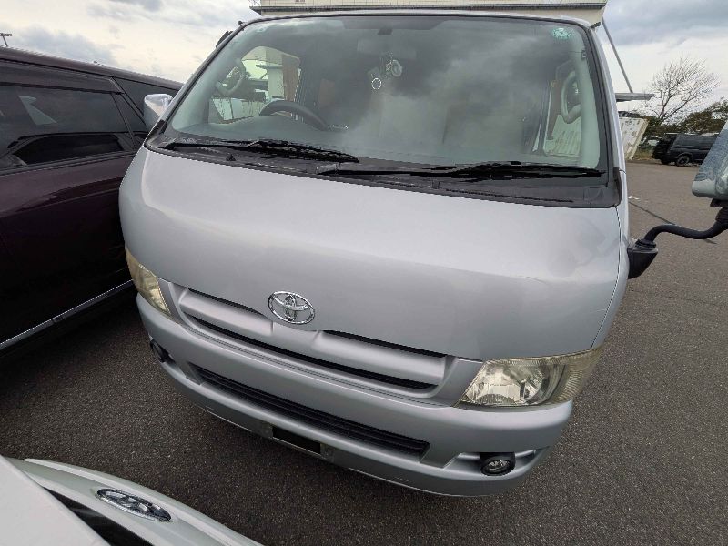  31073  TOYOTA HIACE  2004  