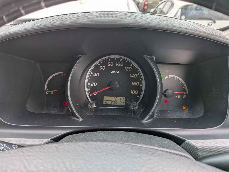  31073  TOYOTA HIACE  2004  